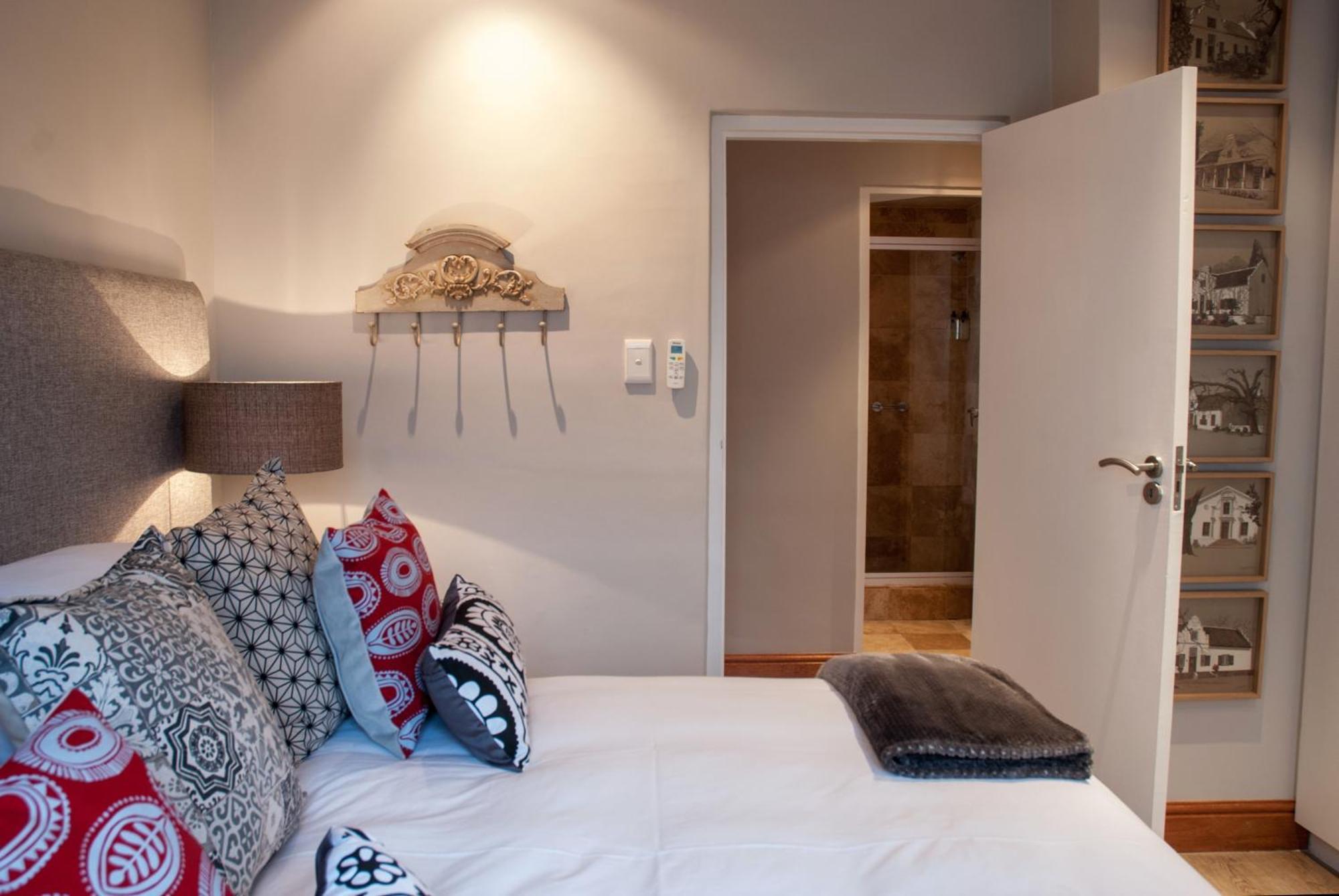 84 m2, 2 yatak odalı, 2 banyolu , Stellenbosch Central bölgesinde Dış mekan fotoğraf